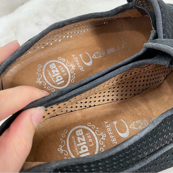 Jeffery Campbell Barkley Perforated black Suede Cap Toe Loafers. Size 7.5 - Picture 4 of 11